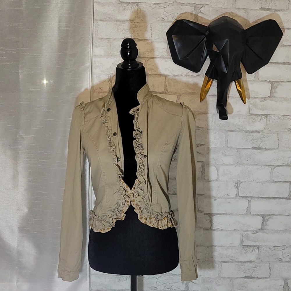 Tan/Khaki Ruffle Blazer Jacket Size Small - Picture 4 of 7